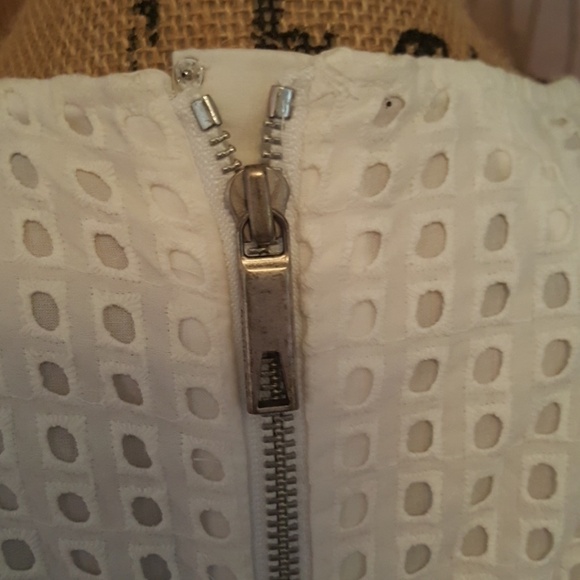 White rachel zoe dress. Size 4. Great condition - Picture 4 of 8